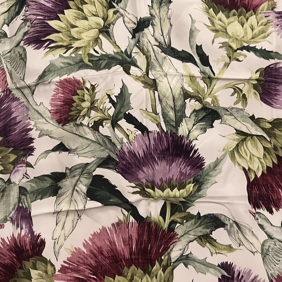 Gucci Womens Square 100% Silk Scarf 32 inches - Picture 9 of 16